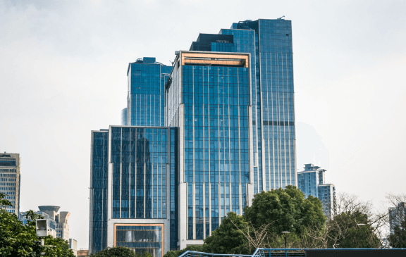 Μεγάλους Οργανισμούς με υψηλό call volume Μεγάλους Οργανισμούς με υψηλό call volume