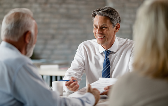 Μεσίτες & ασφαλιστικούς διαμεσολαβητές Μεσίτες & ασφαλιστικούς διαμεσολαβητές